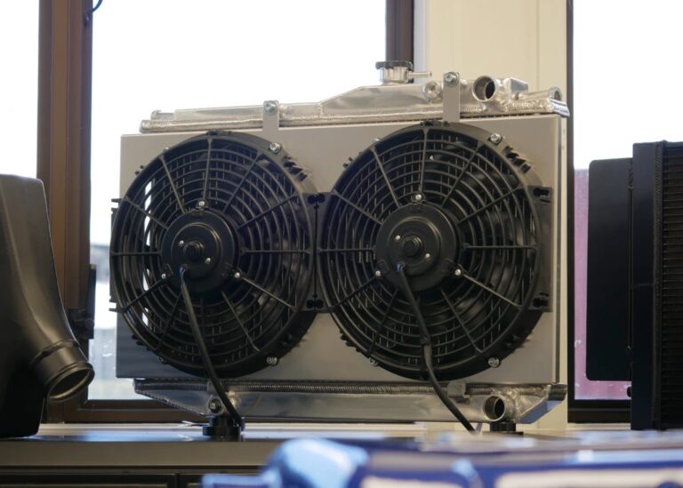 AE86 Racing Radiator with Fans + Shroud Manon Racing Products